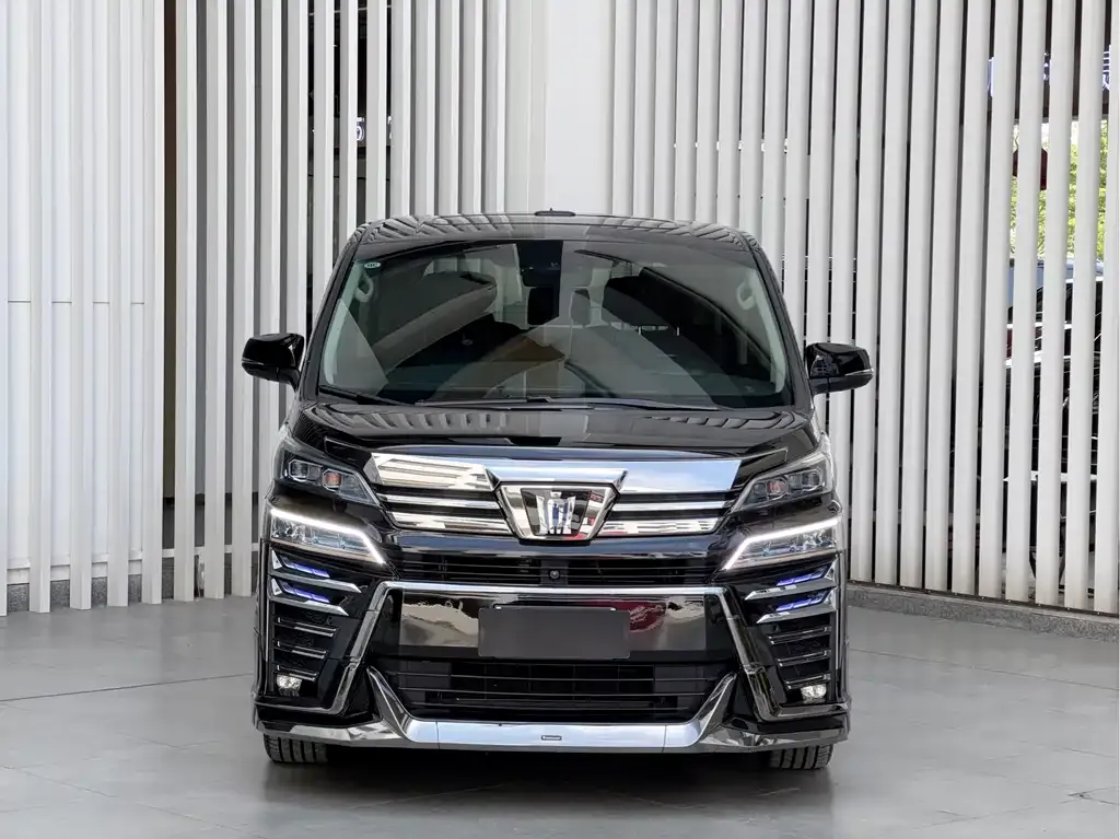 Toyota Vellfire — фото 9