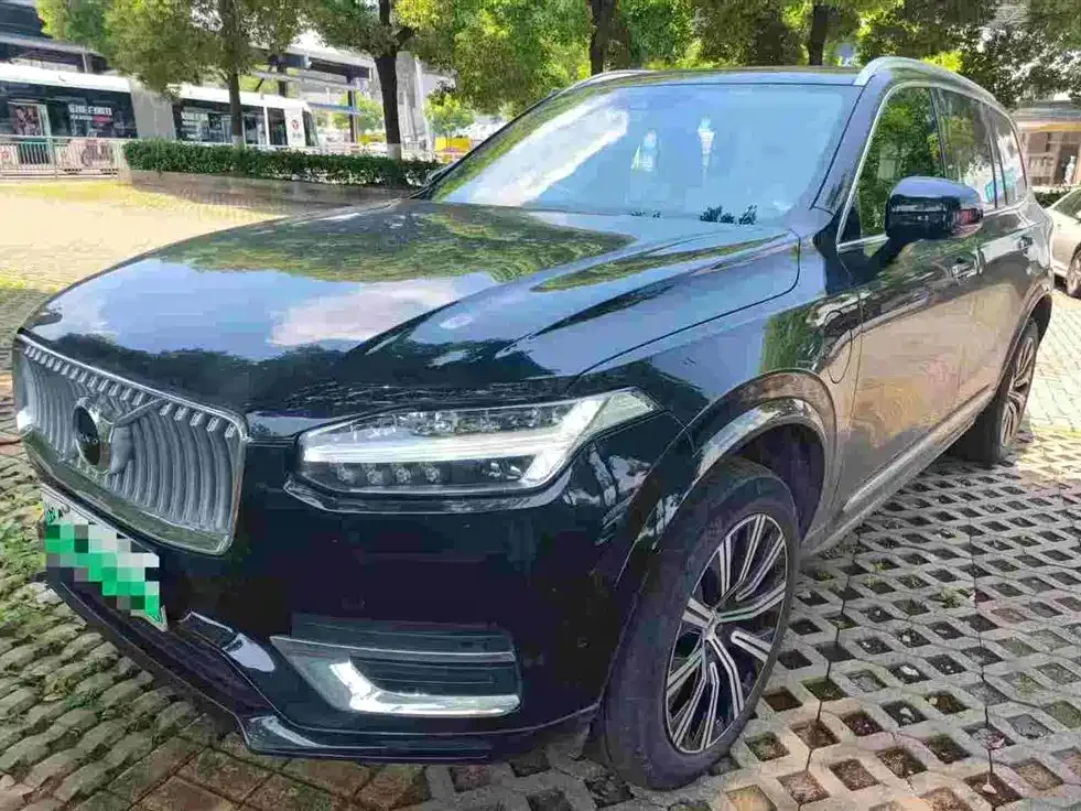 Volvo XC90 PHEV — фото 1