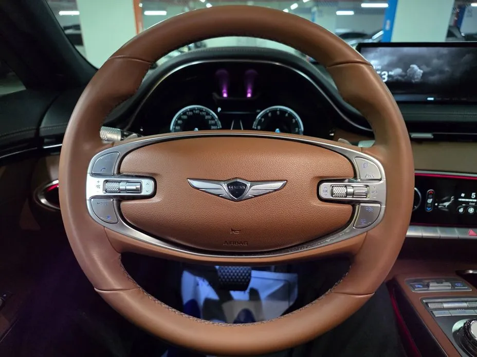 Genesis GV70 — фото 10