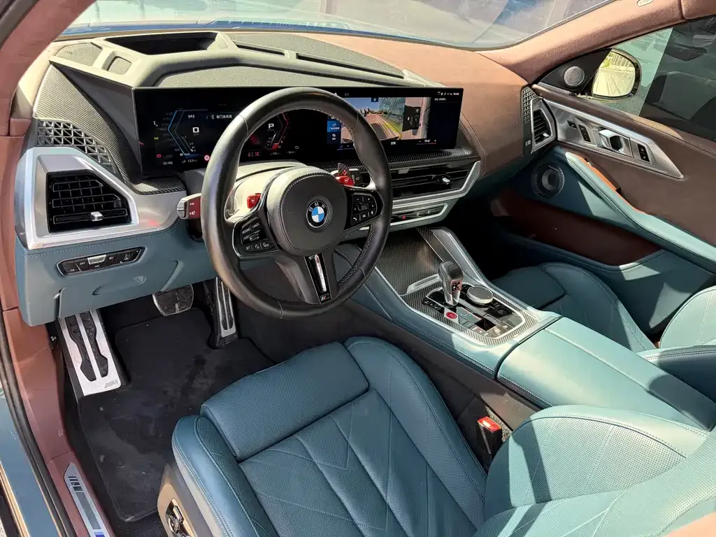 BMW XM — фото 7