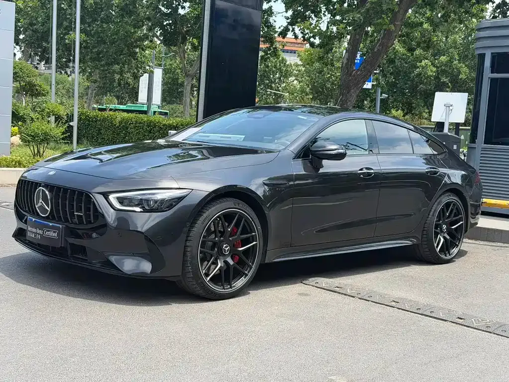 Mercedes-Benz AMG GT — фото 1