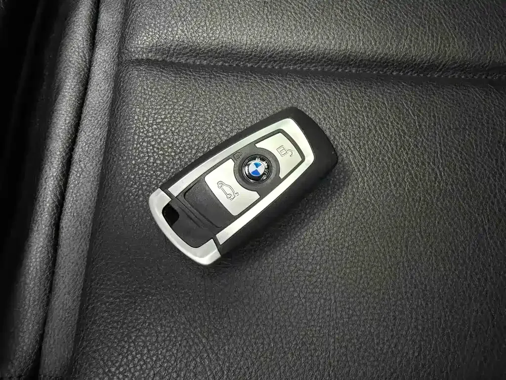 BMW 3 Series GT — фото 9