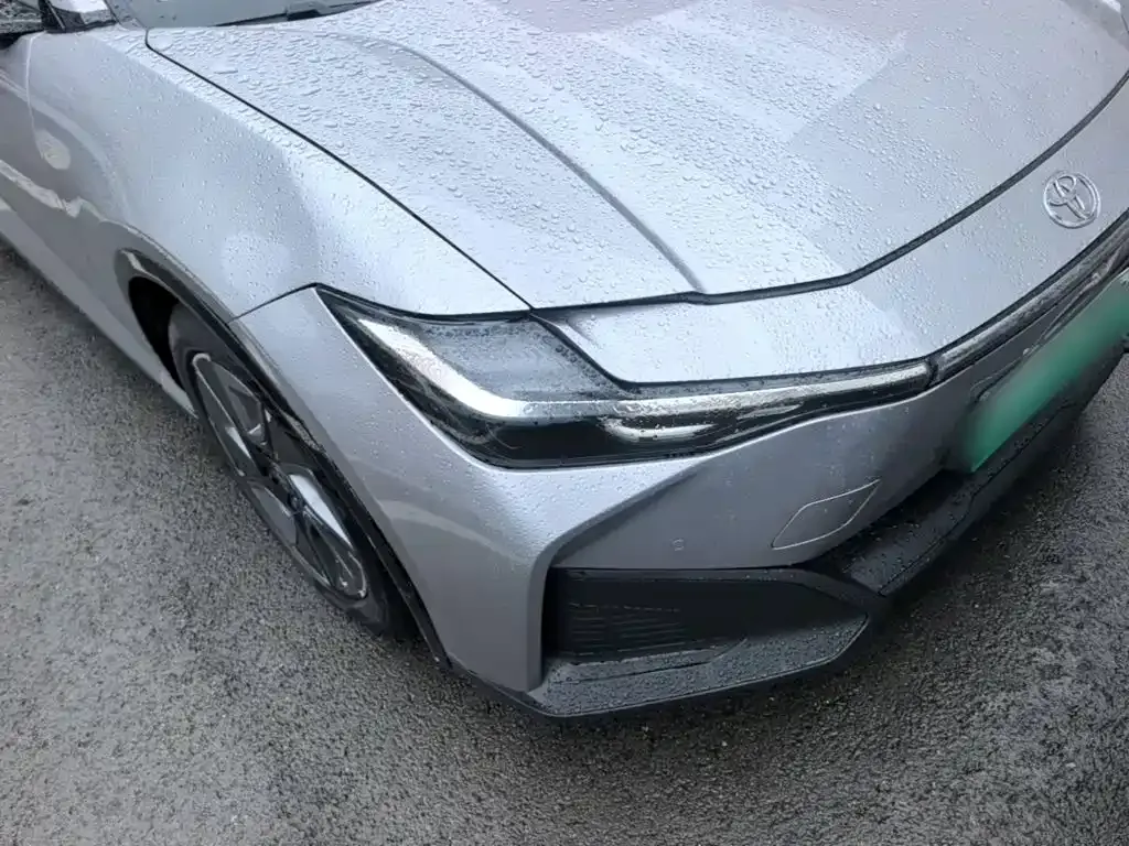 Toyota bZ3 — фото 10