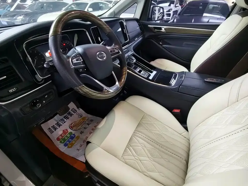 GAC Motor Trumpchi M8 — фото 4