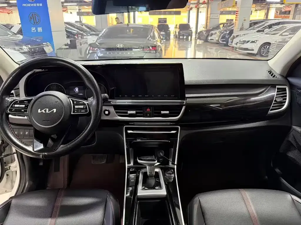 Kia KX3 — фото 9