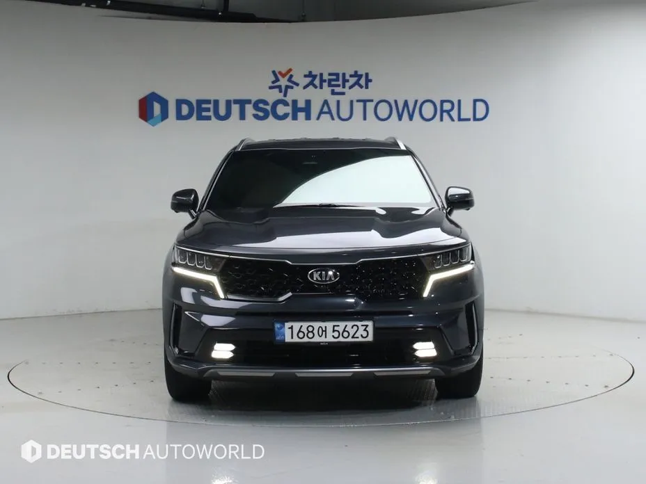 Kia Sorento — фото 4
