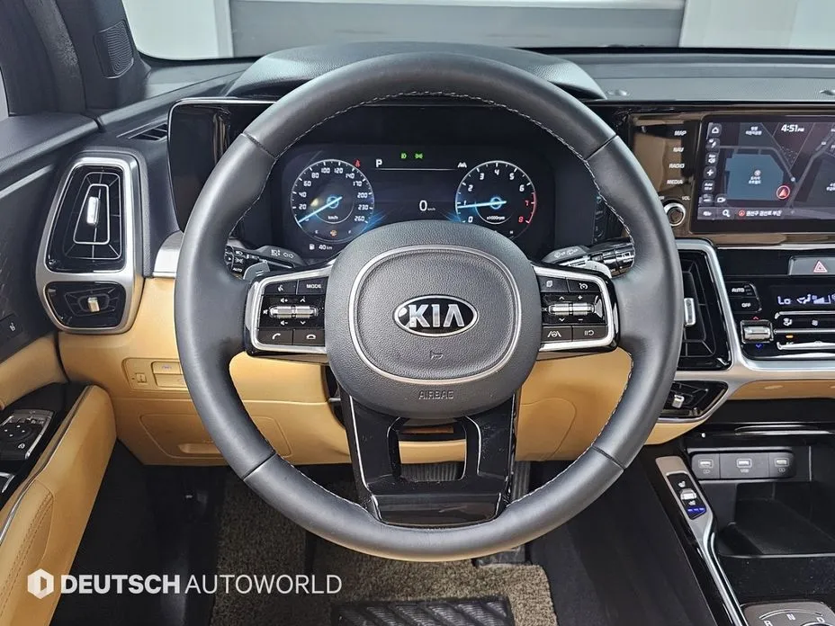 Kia Sorento — фото 9