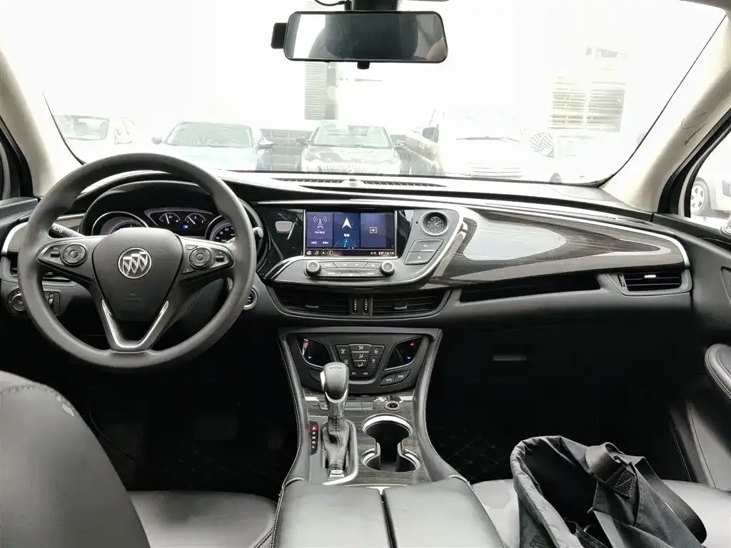 Buick Envision Plus — фото 5