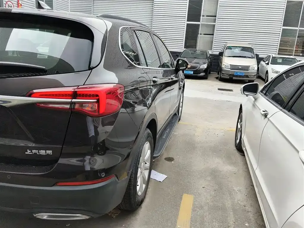 Buick Envision Plus — фото 10