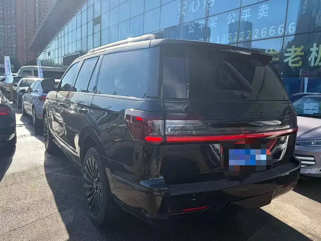 Lincoln Navigator — фото 9