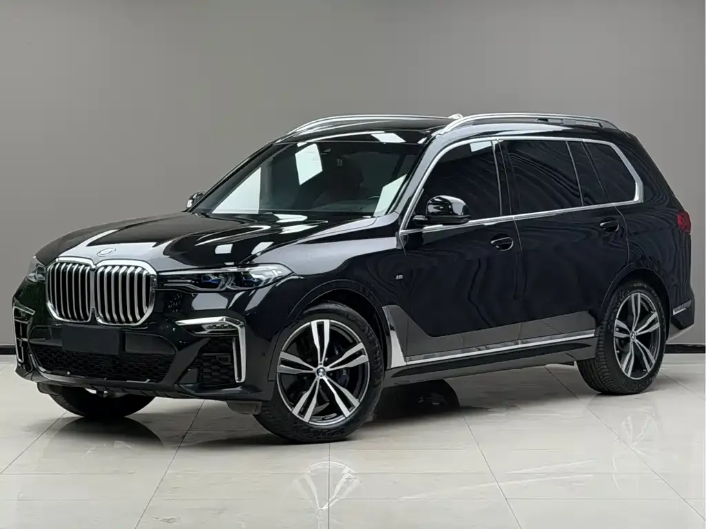 BMW X7 — фото 1
