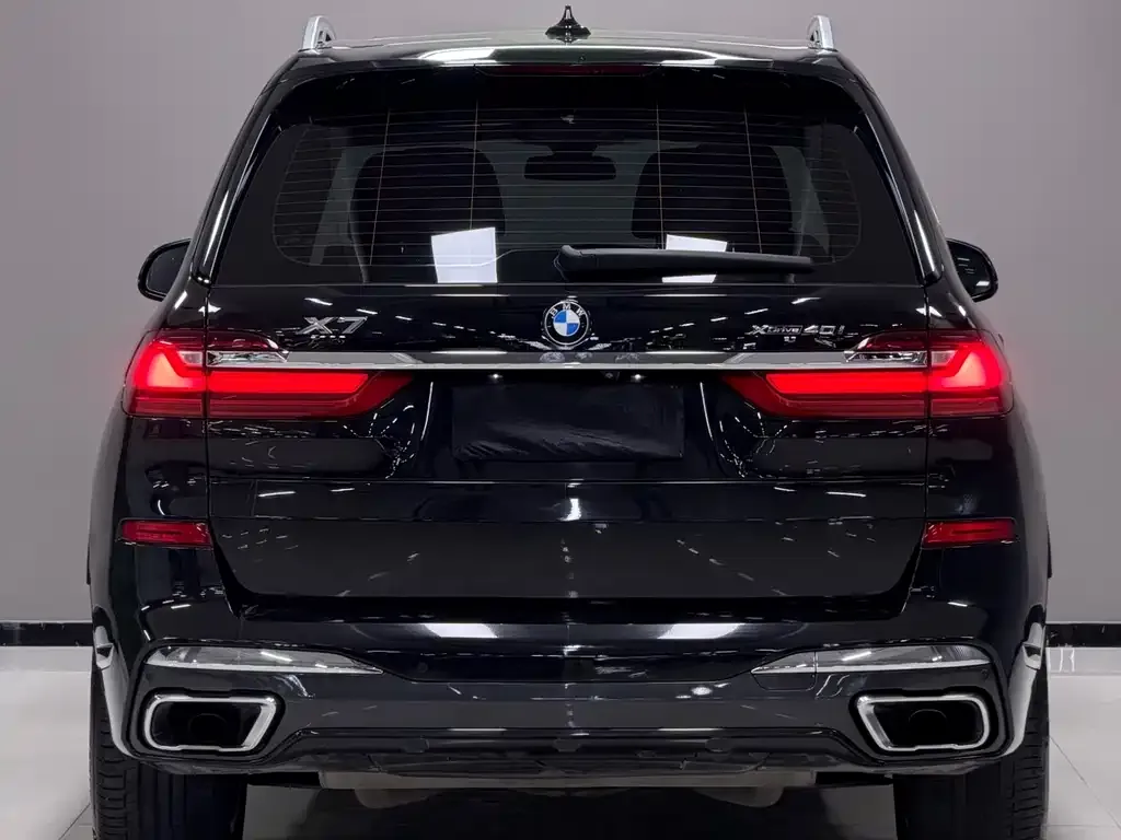 BMW X7 — фото 4