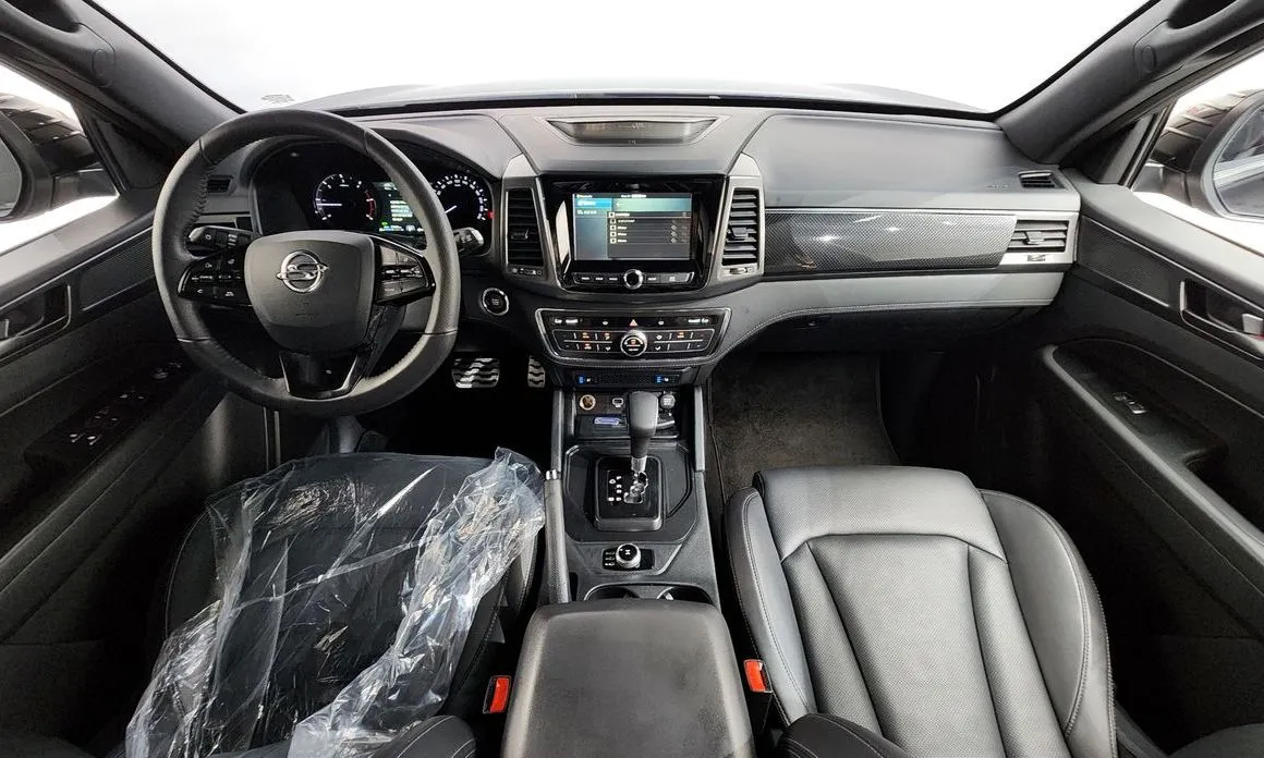 KG Mobility (Ssangyong) Rexton — фото 10