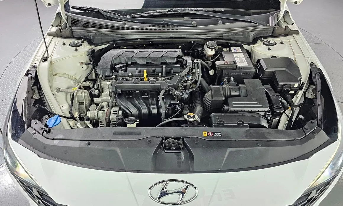 Hyundai AVANTE — фото 10