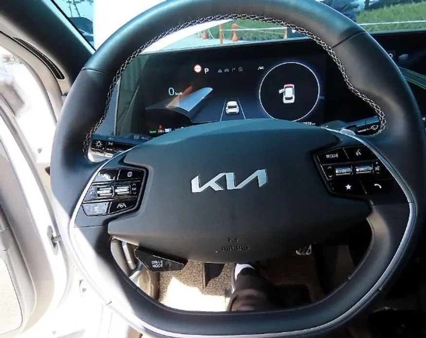 Kia EV6 — фото 5