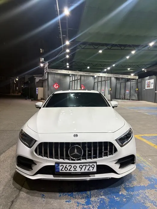 Mercedes-Benz CLS-Class — фото 1