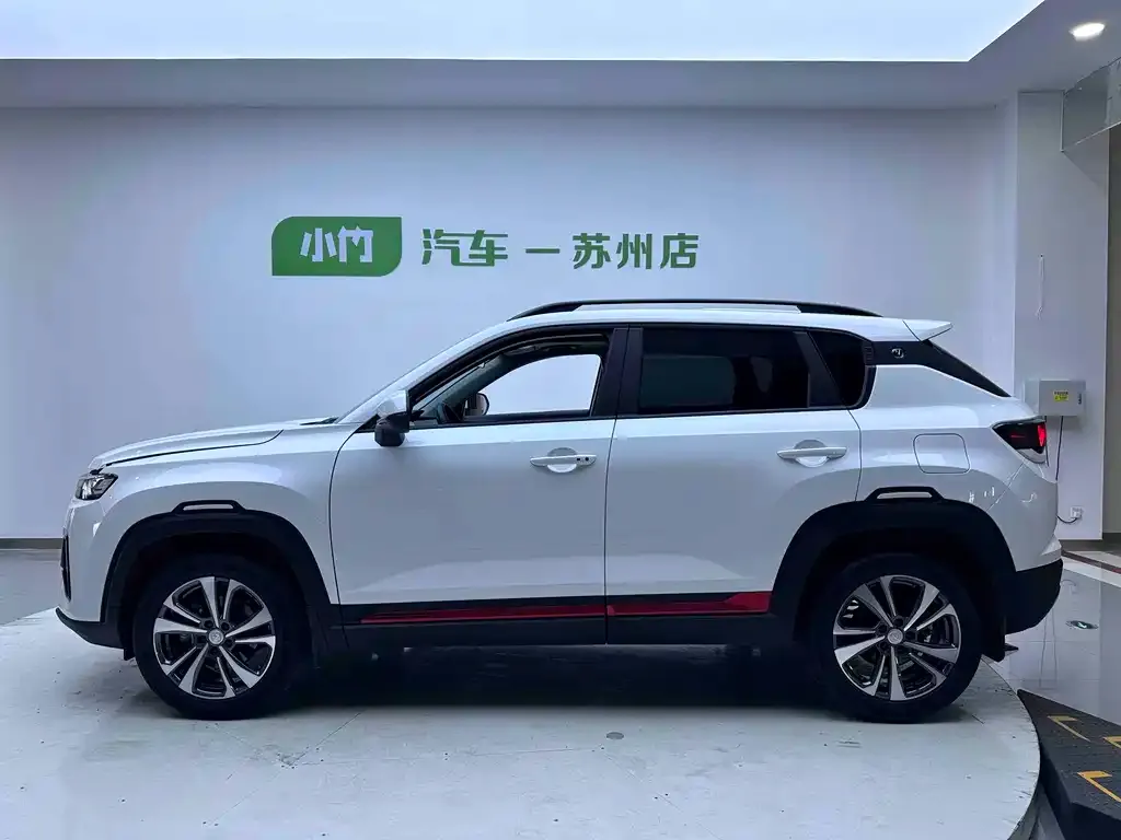 Changan CS35PLUS — фото 3
