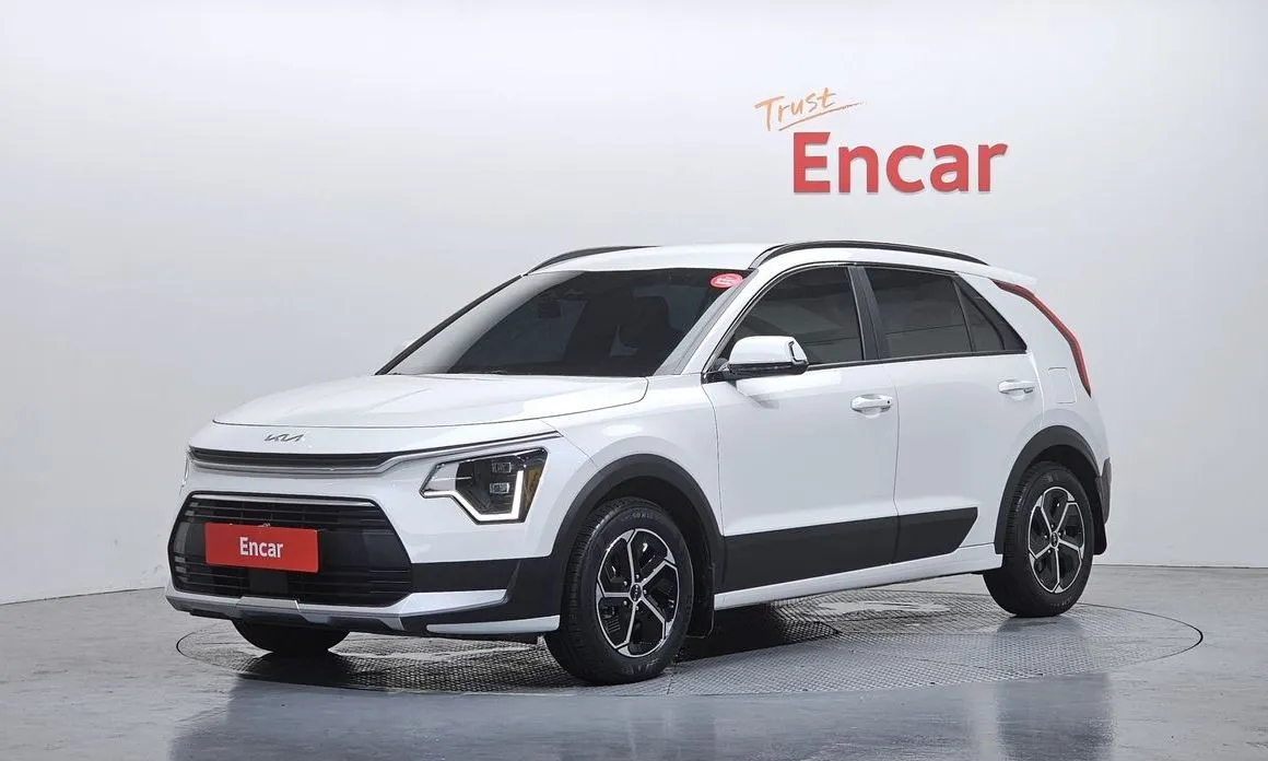 Kia Niro — фото 1