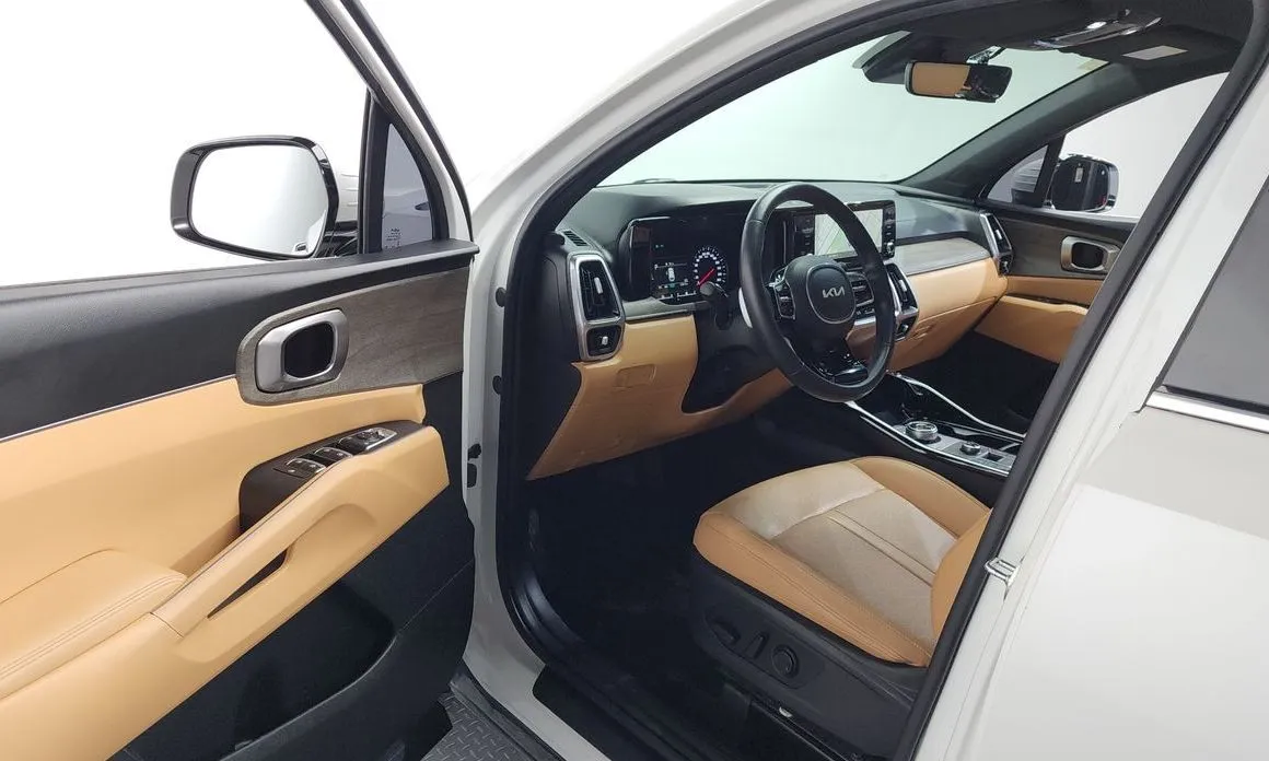 Kia Sorento — фото 7
