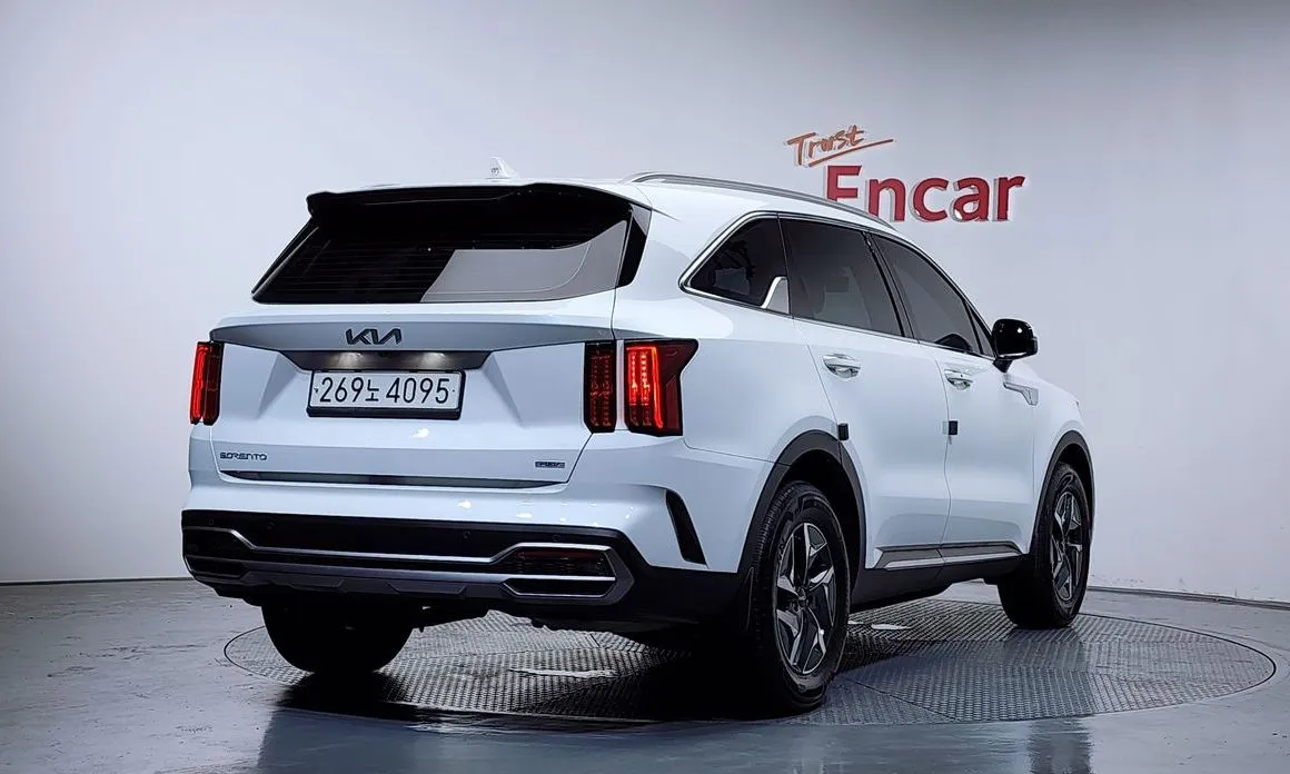Kia Sorento — фото 4