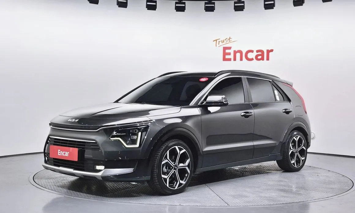 Kia Niro — фото 1