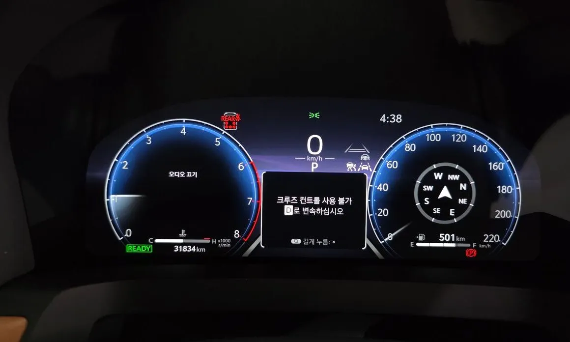 Toyota Alphard — фото 9