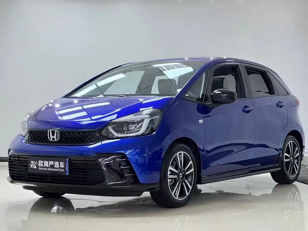 Honda Fit — фото 1