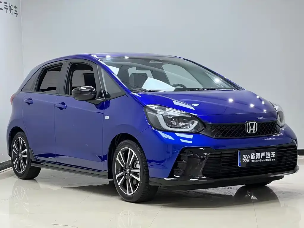 Honda Fit — фото 5