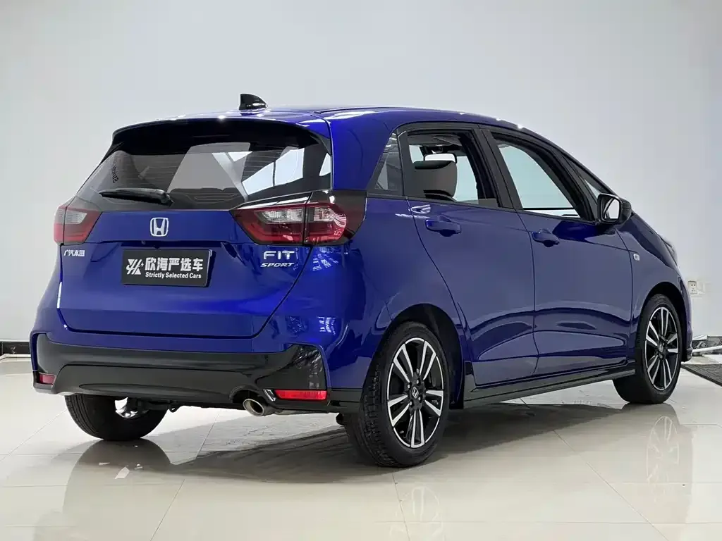 Honda Fit — фото 3