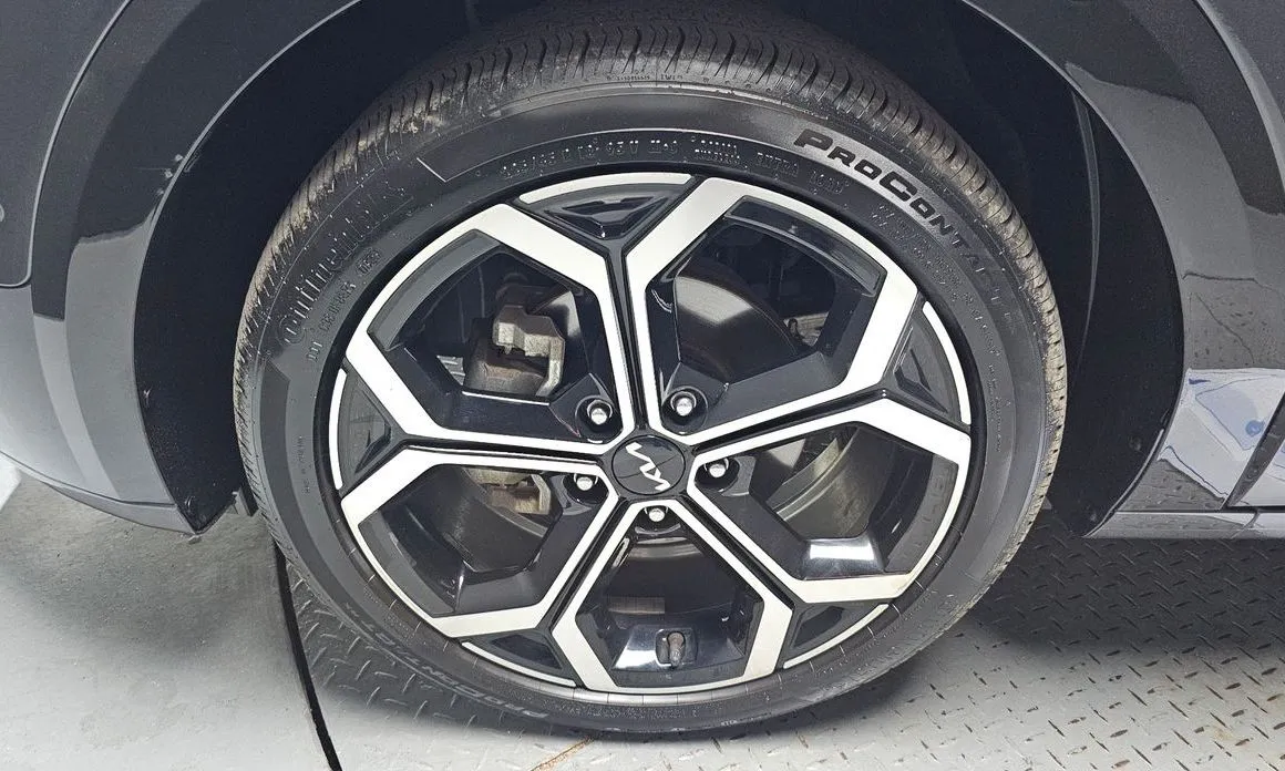Kia Niro — фото 10