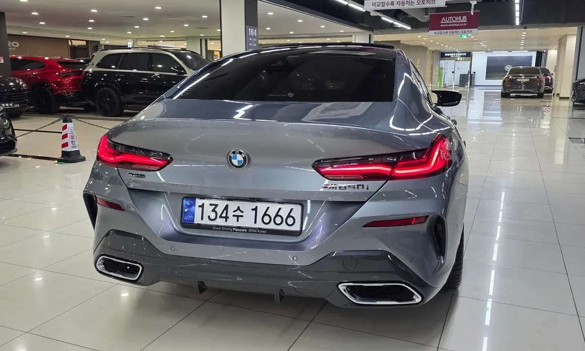 BMW 8-Series — фото 2
