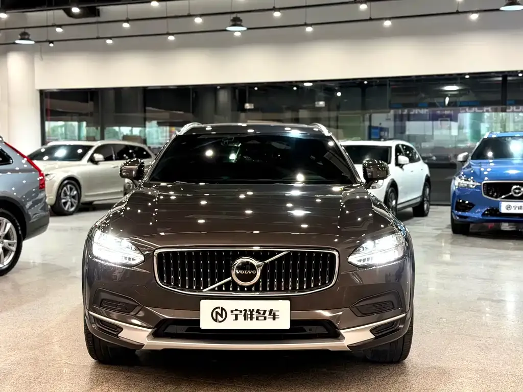 Volvo V90 — фото 4