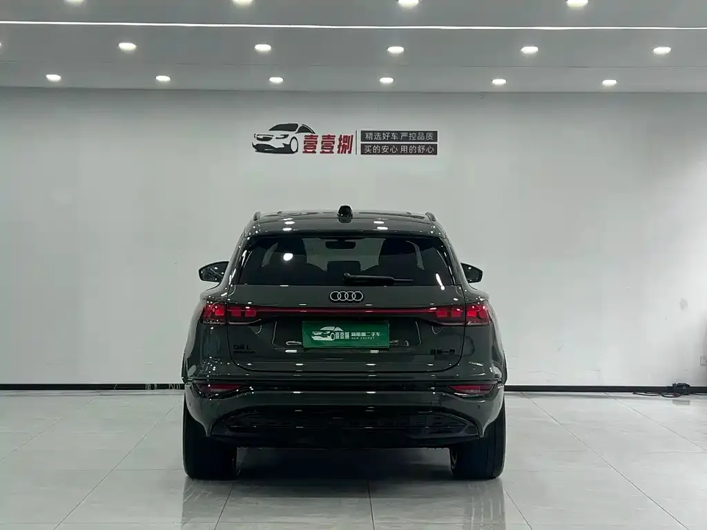 Audi Q6L e-tron — фото 3