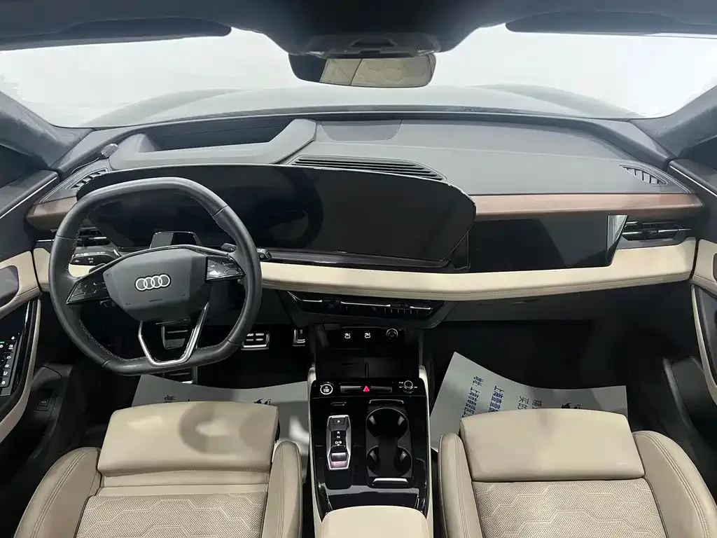 Audi Q6L e-tron — фото 4