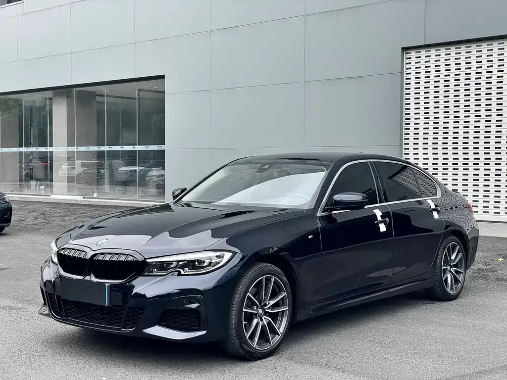 BMW 3 Series — фото 1