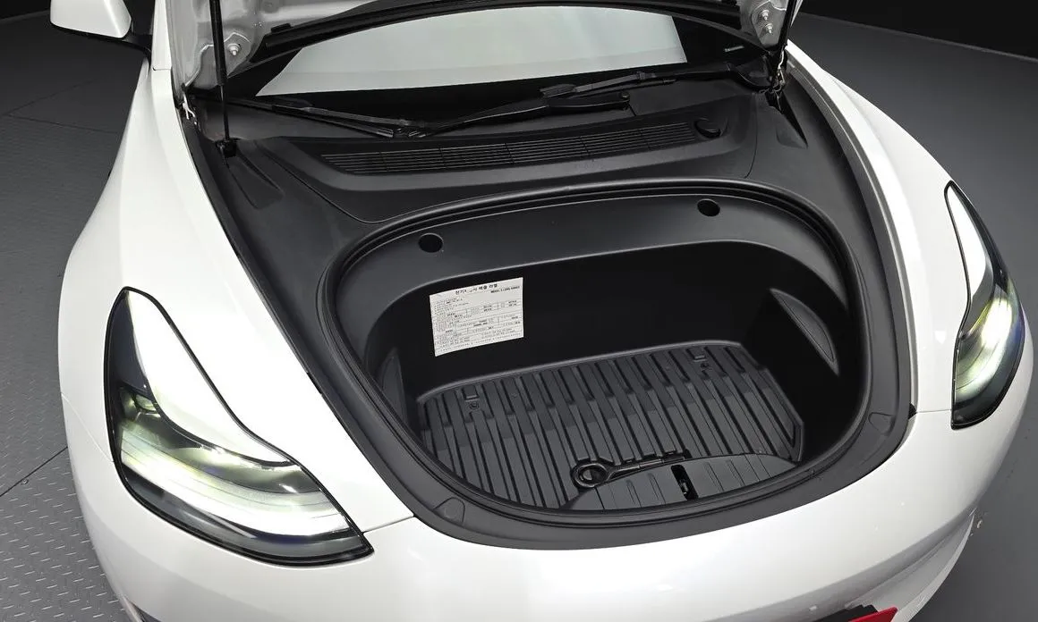Tesla Model 3 — фото 6