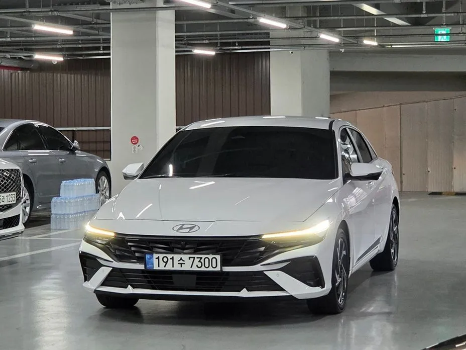 Hyundai AVANTE — фото 3
