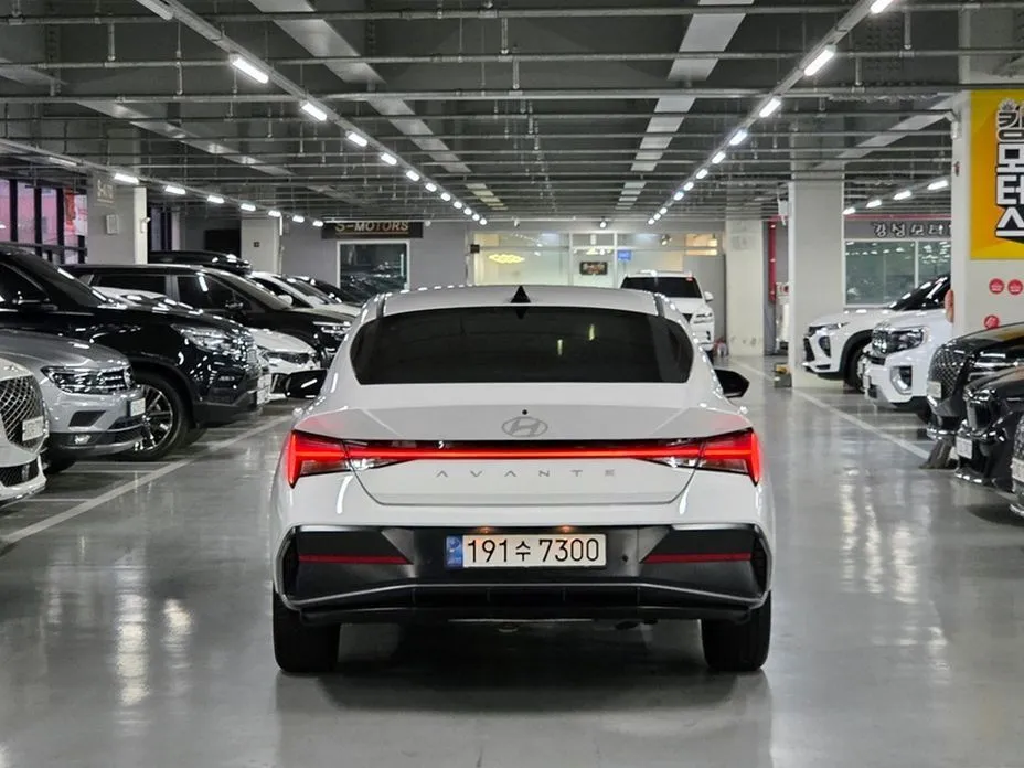 Hyundai AVANTE — фото 4