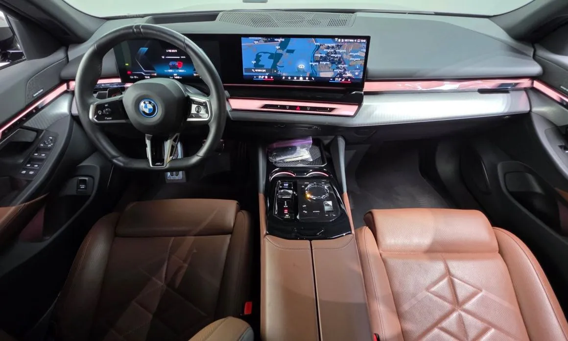 BMW i5 — фото 5