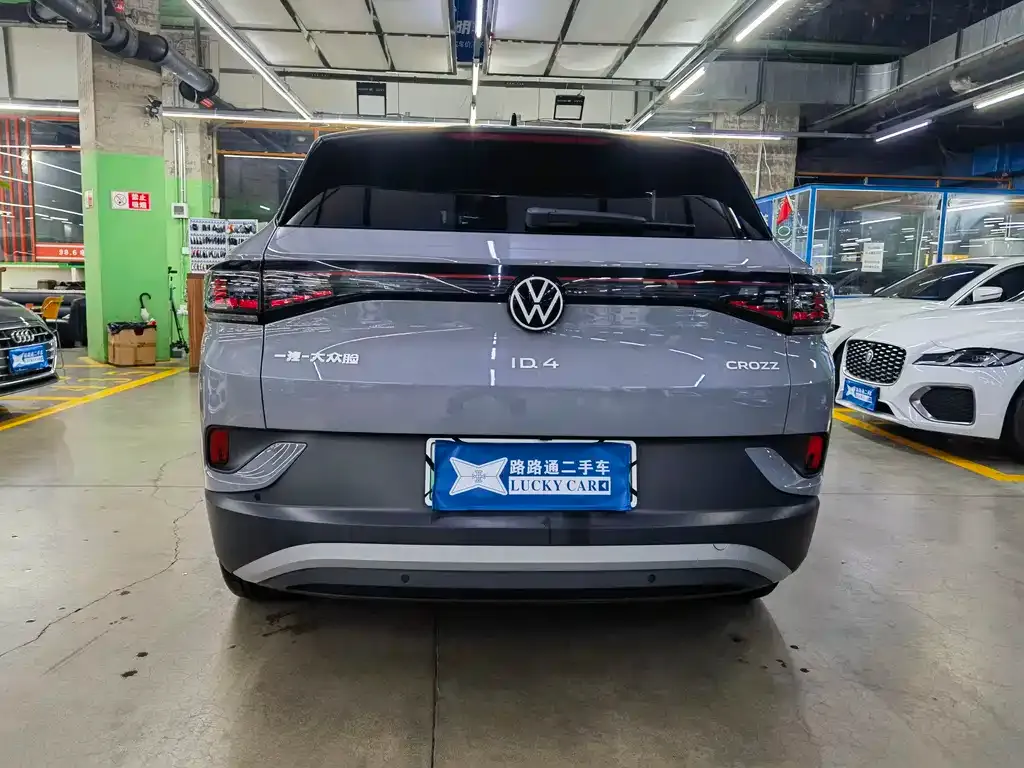Volkswagen ID.4 Crozz — фото 10