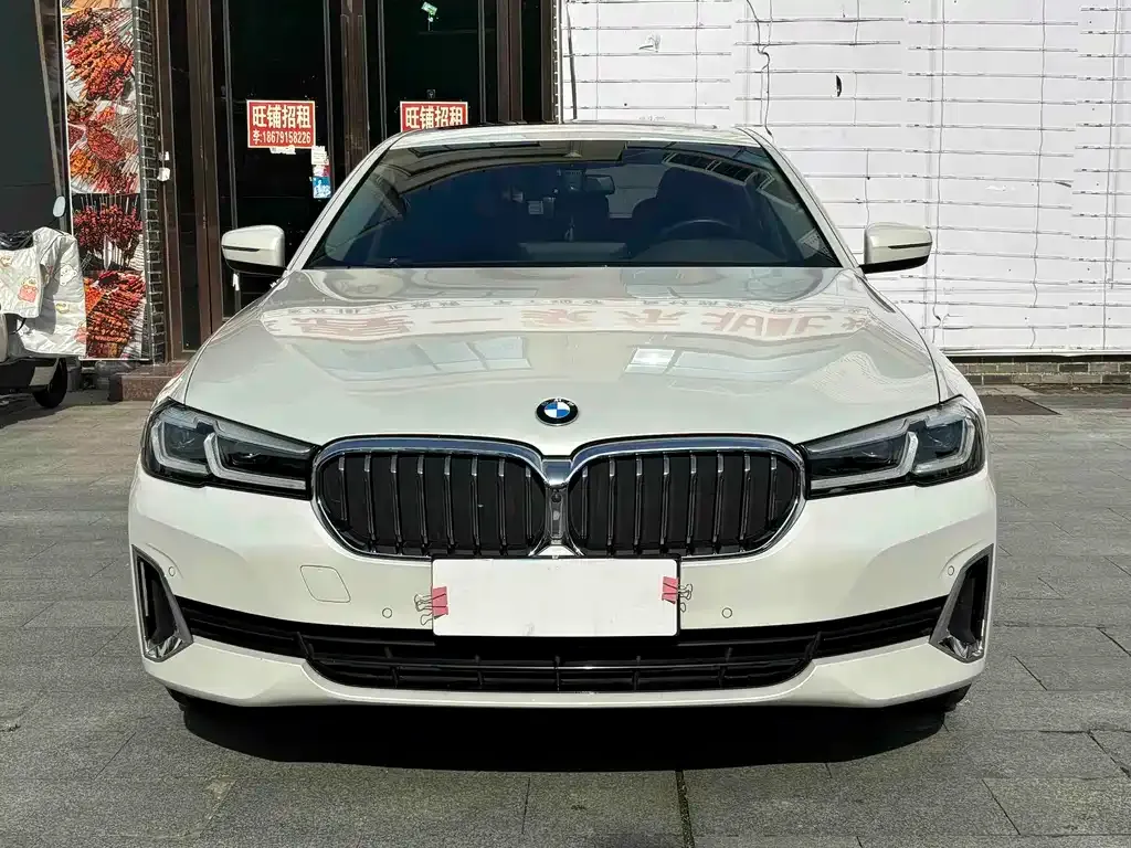 BMW 5 Series — фото 2