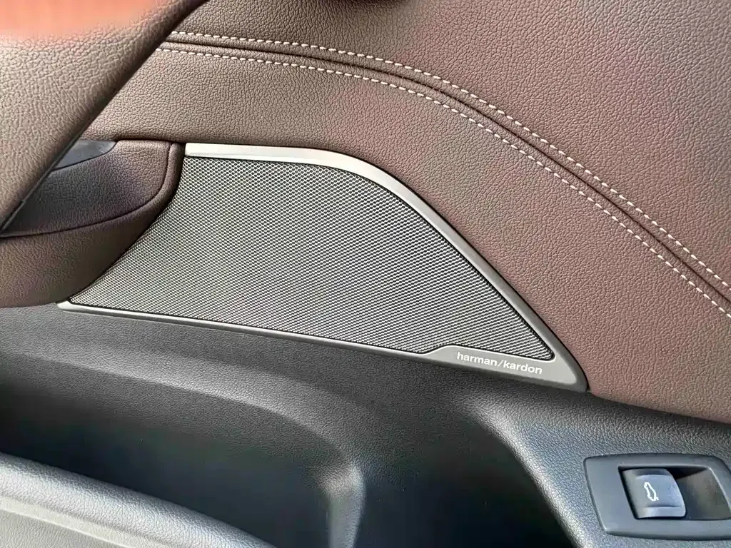 BMW 5 Series — фото 10