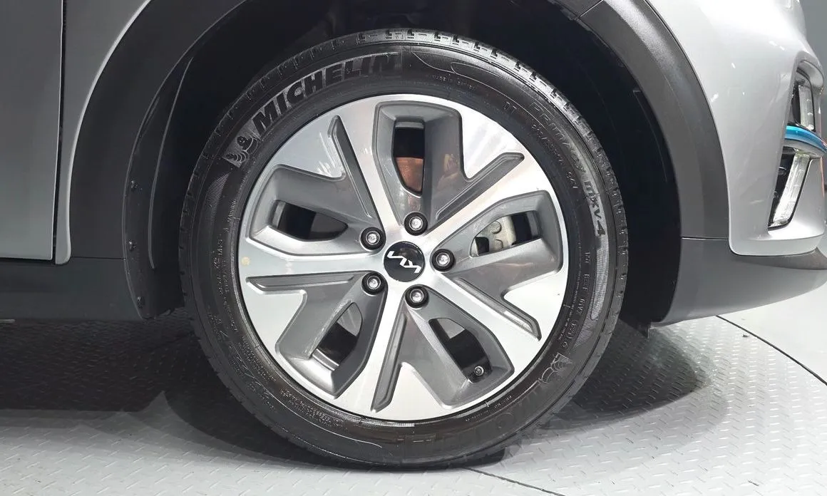 Kia Niro — фото 6