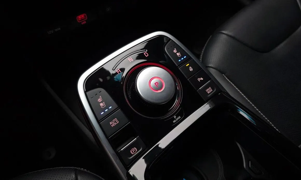 Kia Niro — фото 10