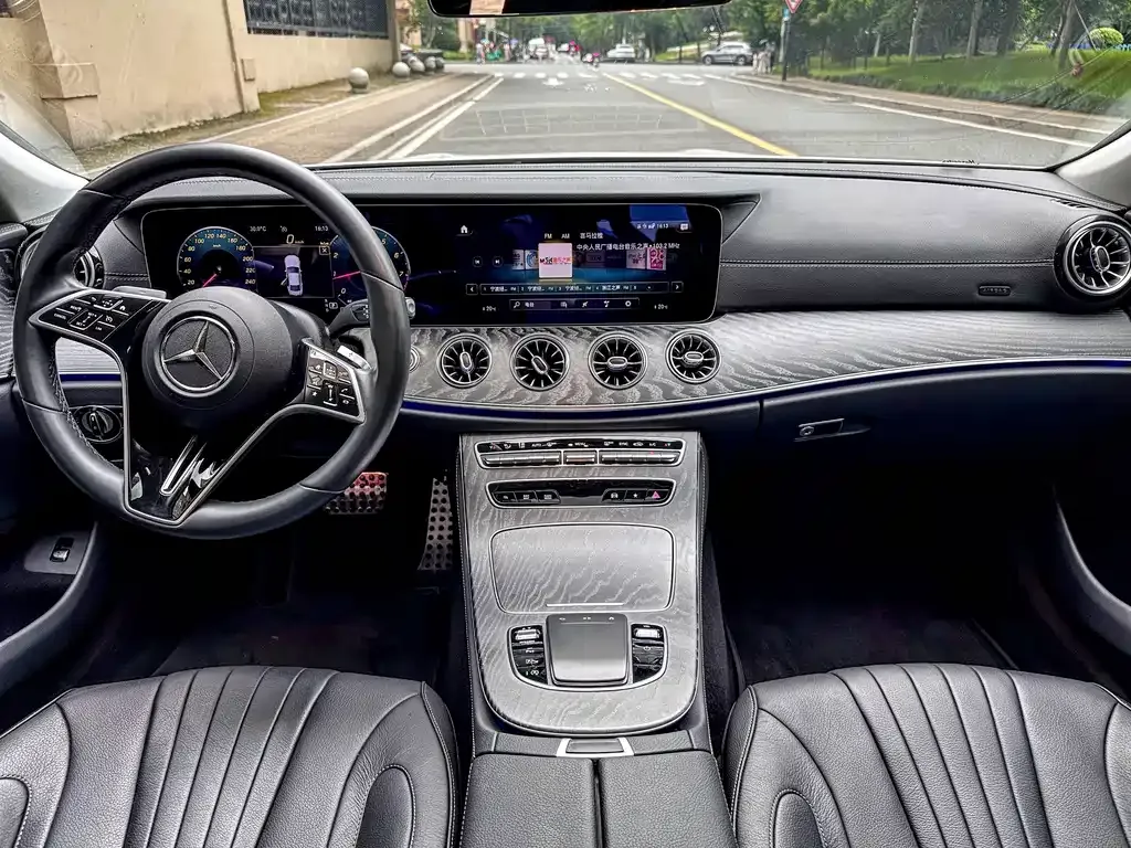 Mercedes-Benz CLS — фото 5