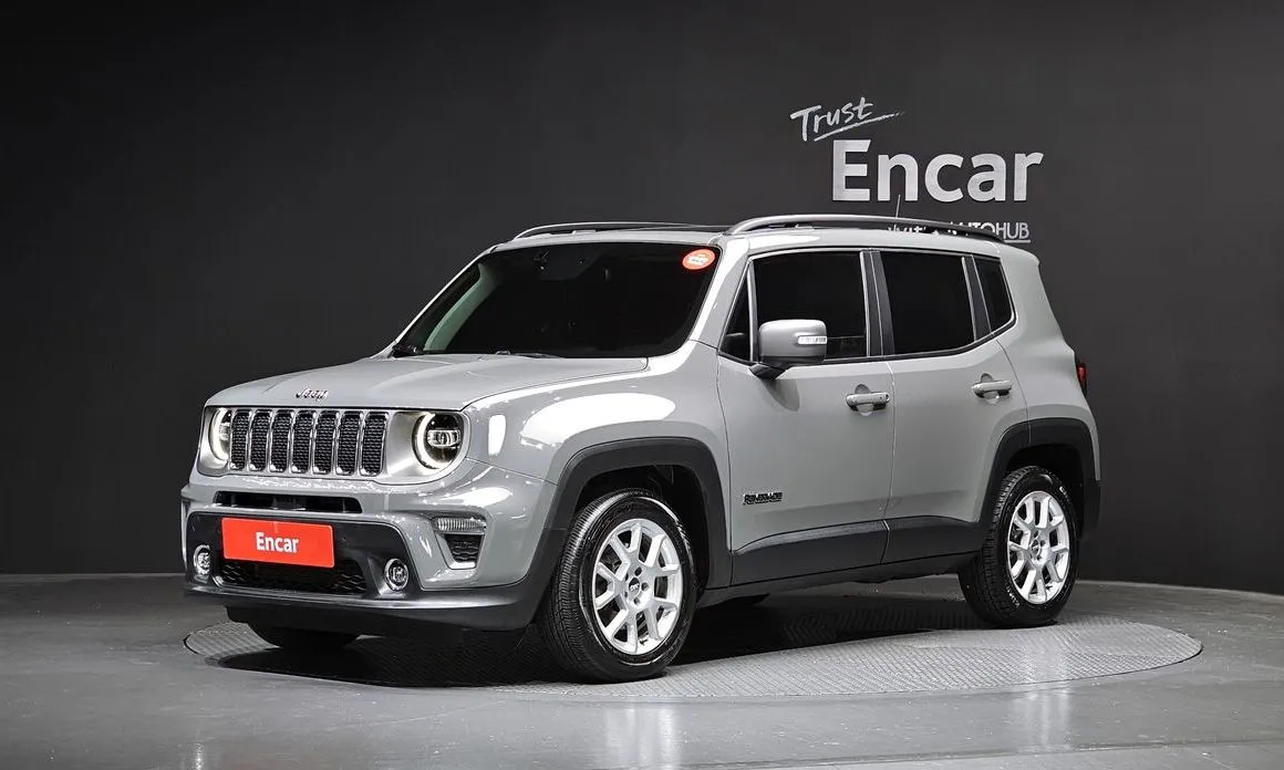 Jeep Renegade — фото 1