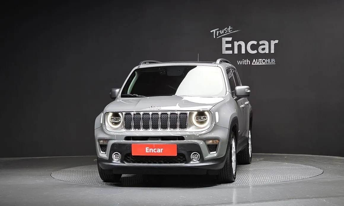 Jeep Renegade — фото 5
