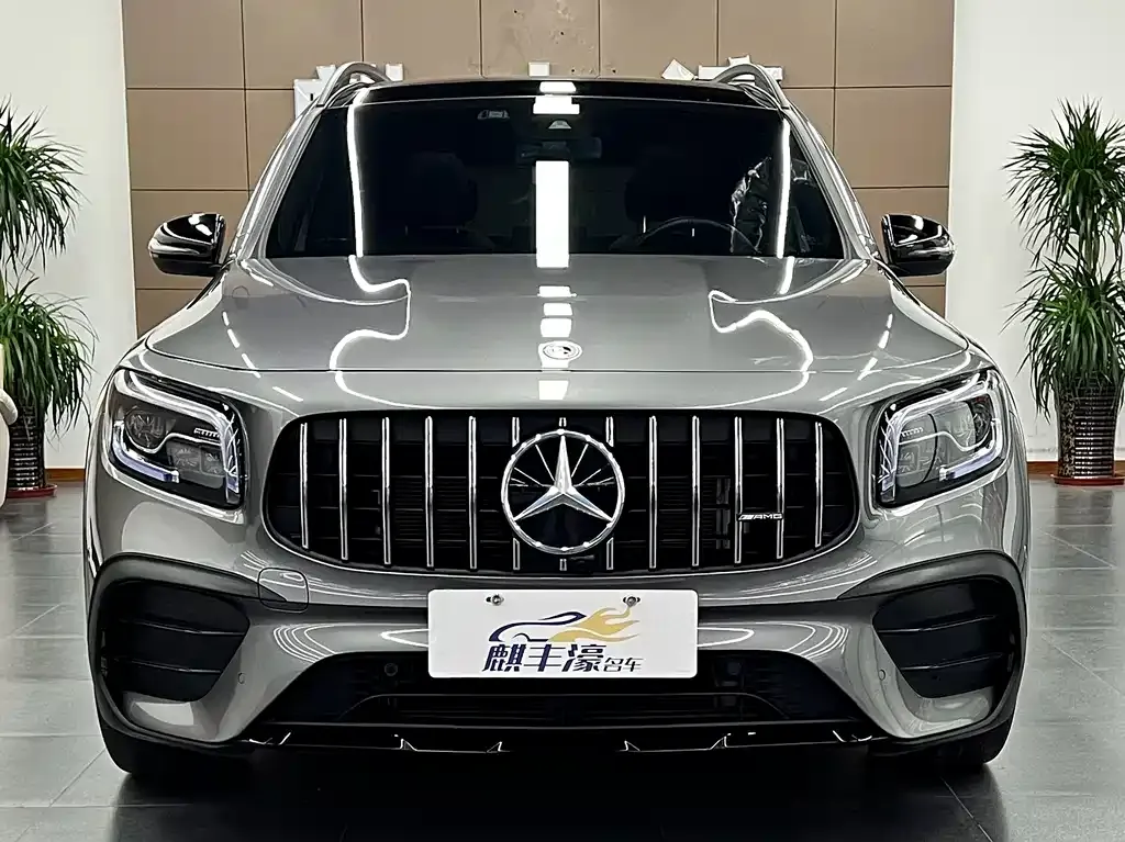 Mercedes-Benz GLB AMG — фото 5