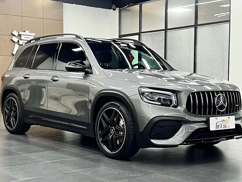 Mercedes-Benz GLB AMG — фото 3