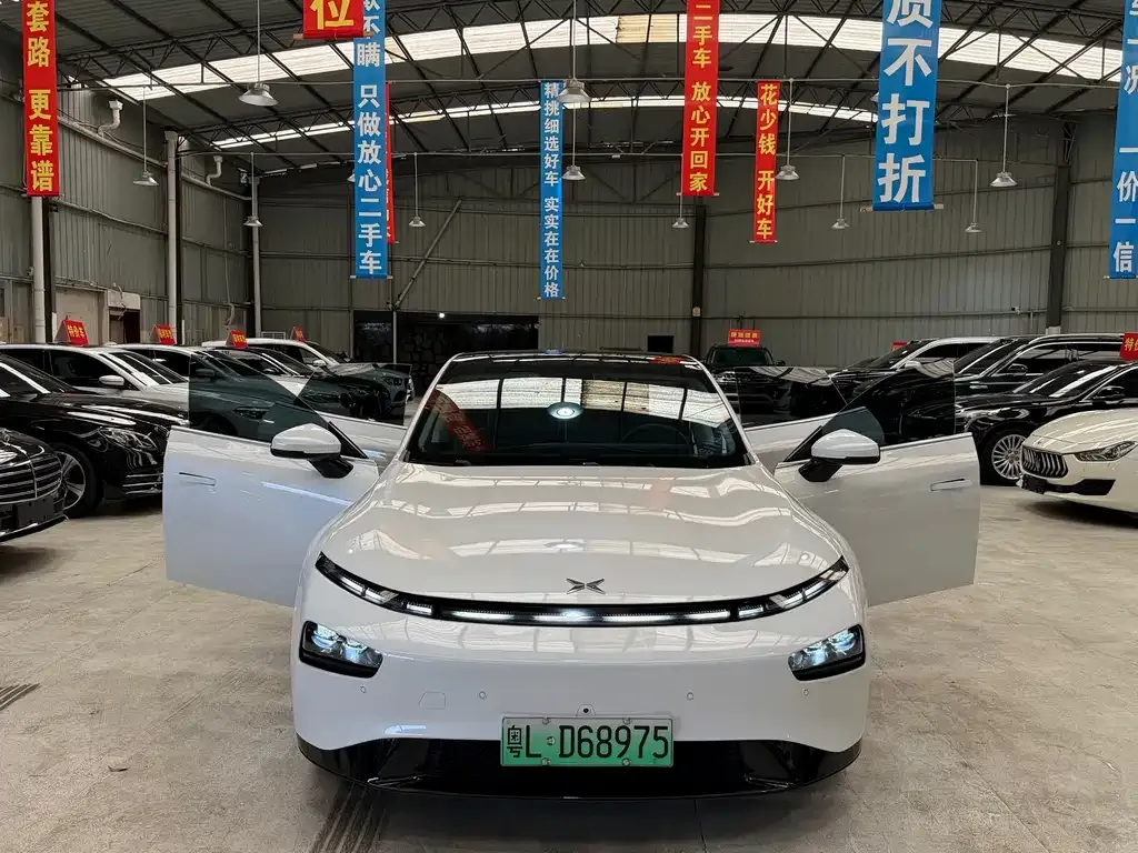 XPeng P7 — фото 7
